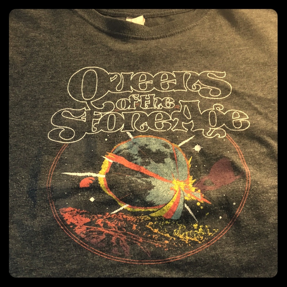 Queen of the Stone Age  band shirt
